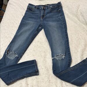 Hollister High-Rise Super Skinny Blue Jeans